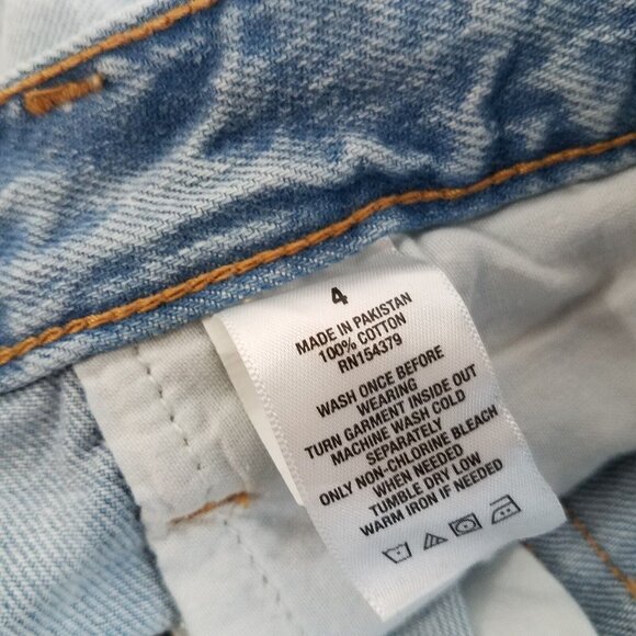 Aeropostale Cut-Off Denim Mini Skirt SIZE 4  Distressed Raw Y2K High Rise Button - Picture 9 of 10